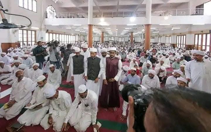 அகக்கண் ஞானத்தால் சாதிக்க புறப்பட்ட இளைஞர்கள்.... 