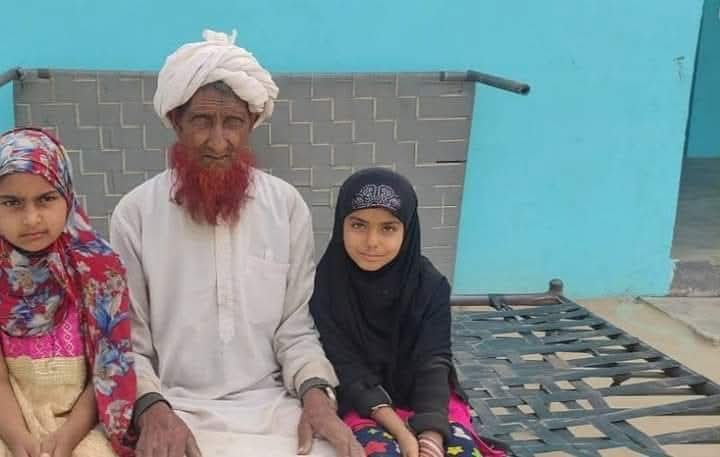 வியக்க வைக்கும் உஸ்தாத் அவர்களின் சேவைகள்