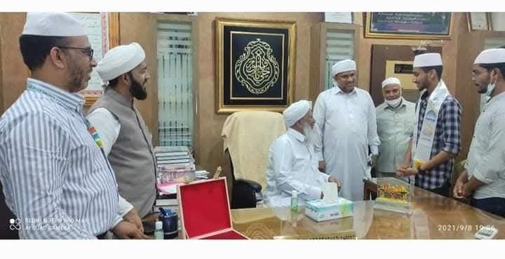 விமானி ஆக வேண்டும் என்ற மாணவனின் ஆசையை நிறைவேற்றிய உஸ்தாத்