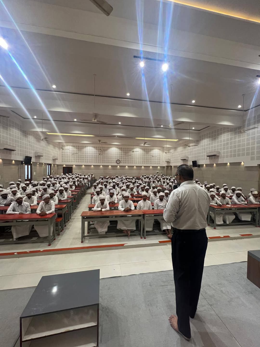 மஃதின் அகாதமி குறித்து டாக்டர் ஜாகீர் ஹுசைன் அவர்கள்